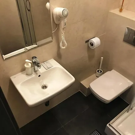 Downtown Hostel *